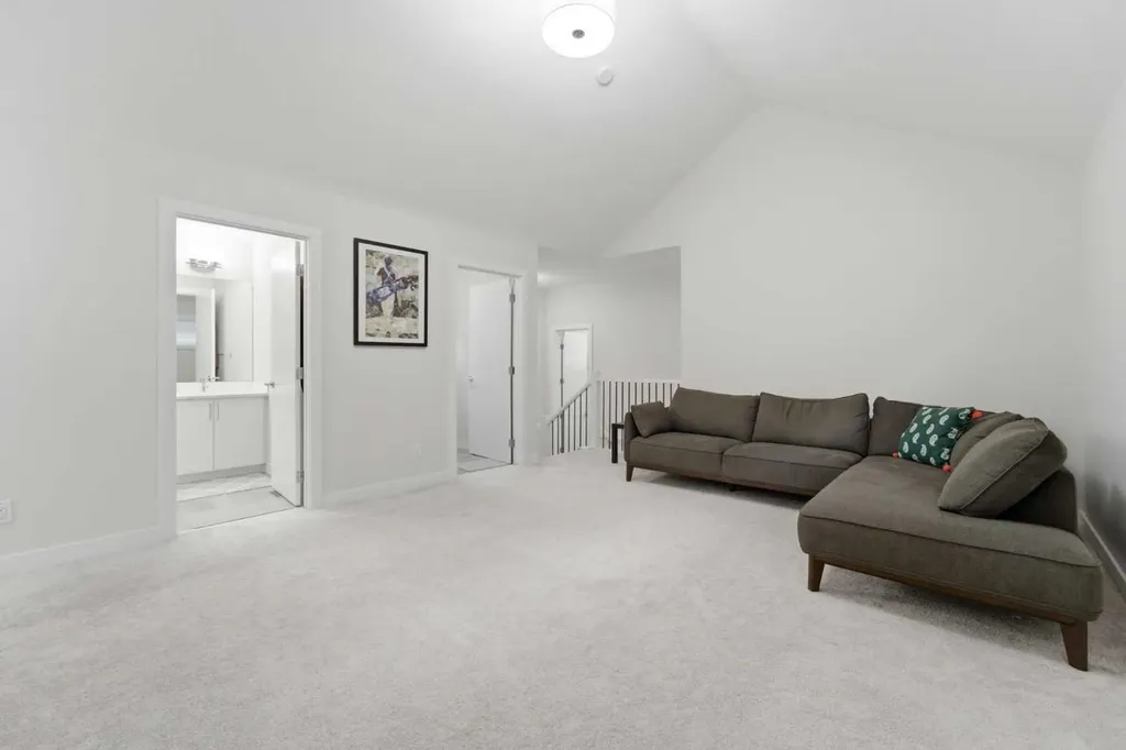 84 Copperhead Grove SE Calgary AB T2Z 5H2