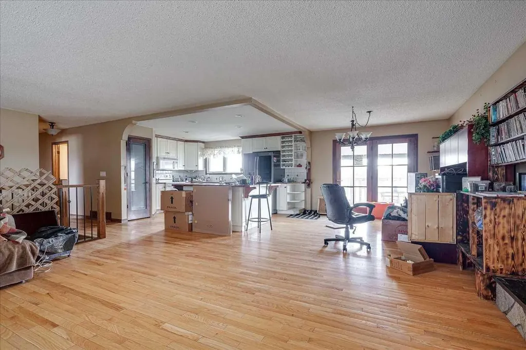 123 Nolan Street Red Deer AB T4P 1Z1