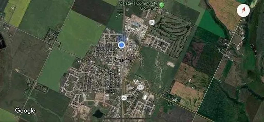 208 10 Avenue N Carstairs AB T0M 0N0