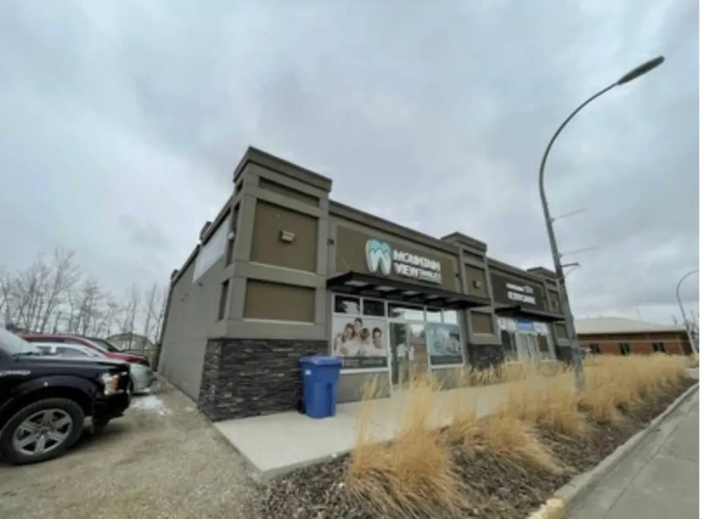 208 10 Avenue N Carstairs AB T0M 0N0