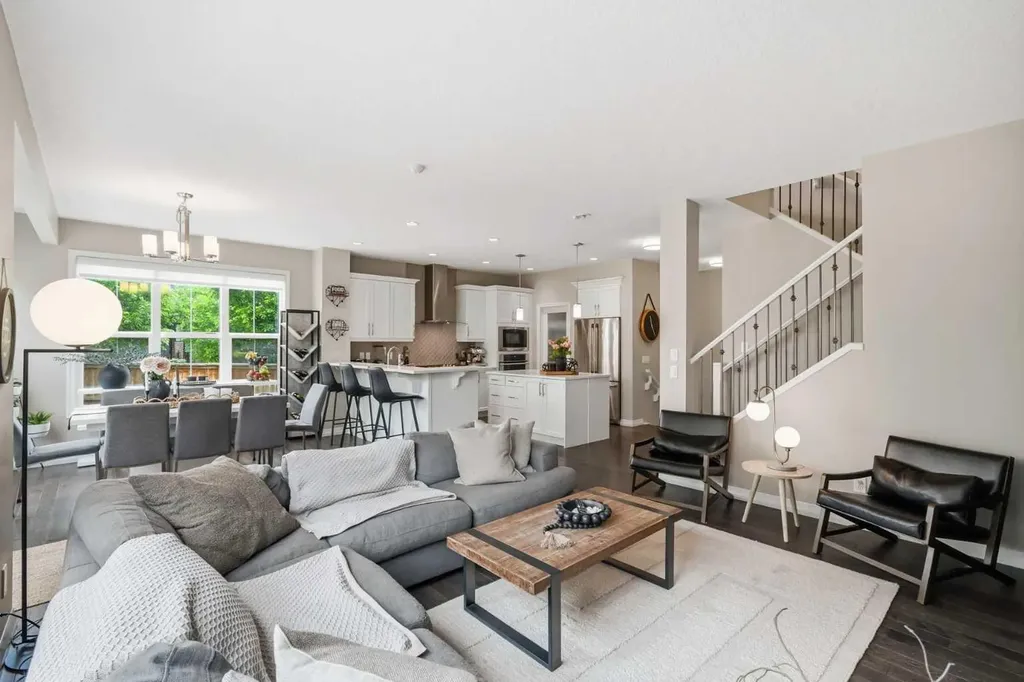 6 Mahogany Lane SE Calgary AB T3M 2J9