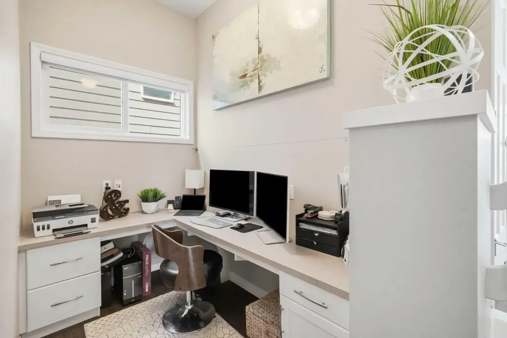 6 Mahogany Lane SE Calgary AB T3M 2J9