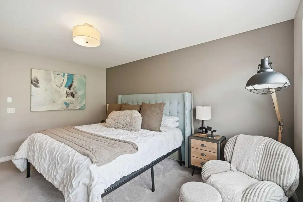 6 Mahogany Lane SE Calgary AB T3M 2J9