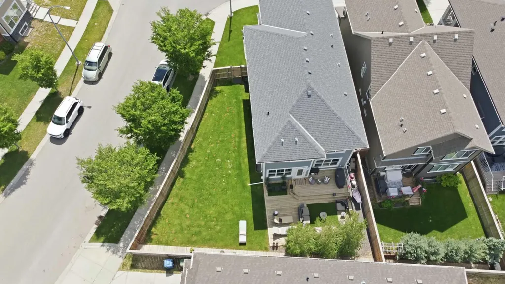 6 Mahogany Lane SE Calgary AB T3M 2J9