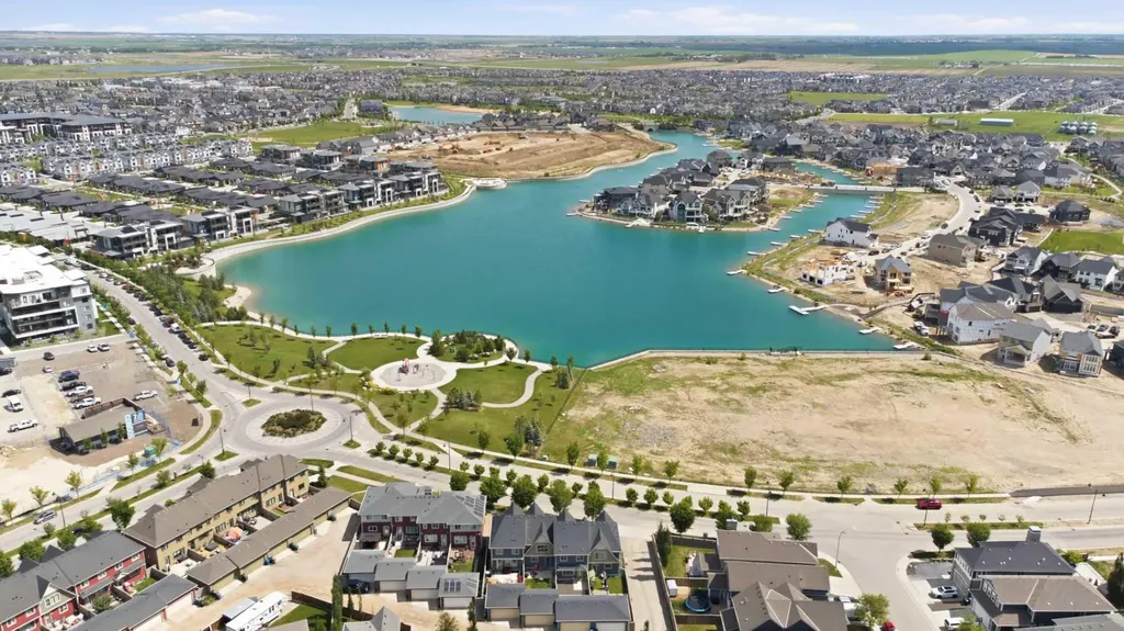 6 Mahogany Lane SE Calgary AB T3M 2J9