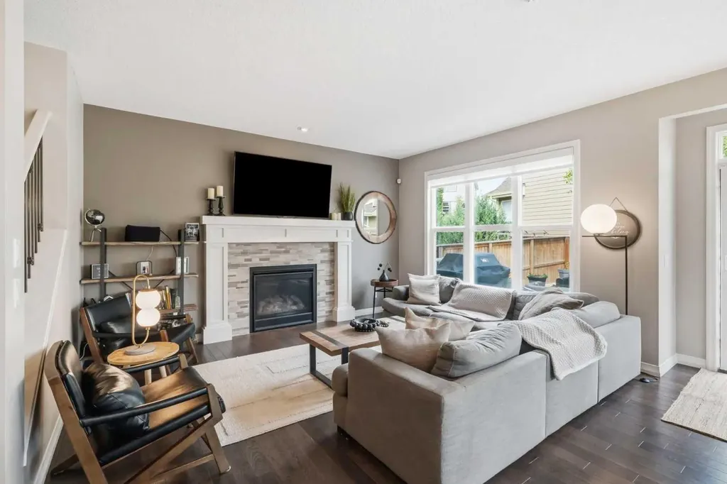 6 Mahogany Lane SE Calgary AB T3M 2J9