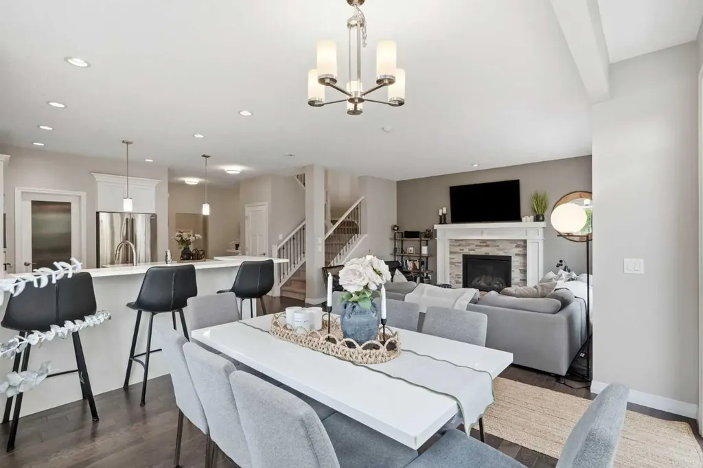 6 Mahogany Lane SE Calgary AB T3M 2J9