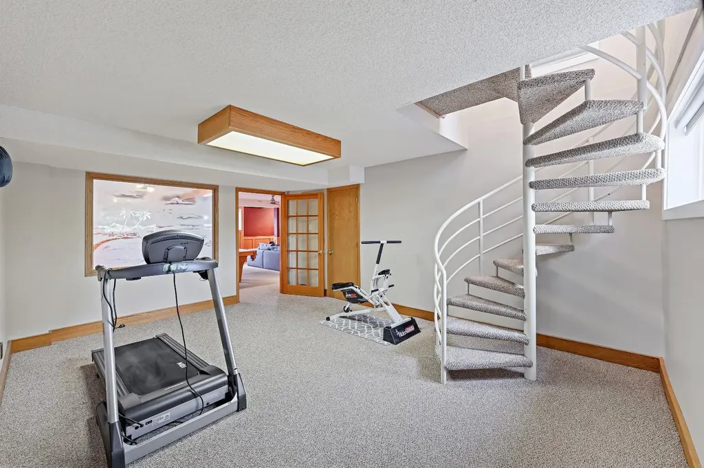 242125 8 Street E Rural Foothills County AB T1S 3L2
