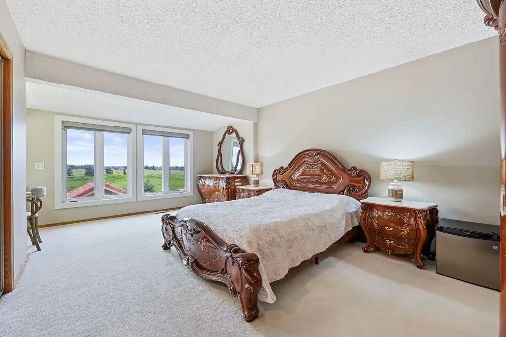 242125 8 Street E Rural Foothills County AB T1S 3L2