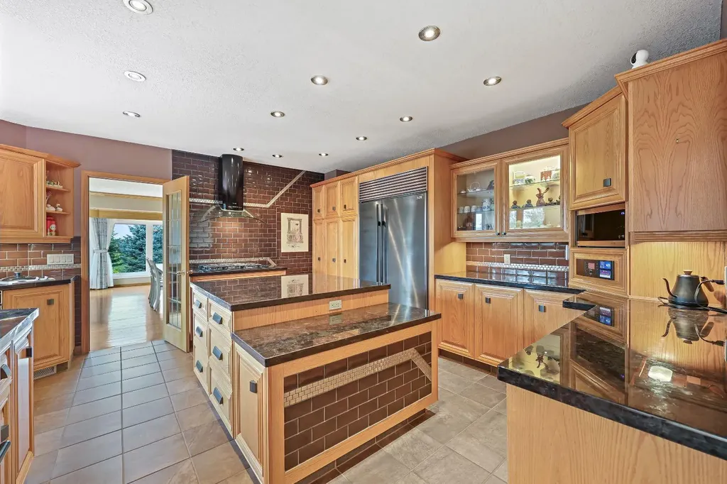 242125 8 Street E Rural Foothills County AB T1S 3L2