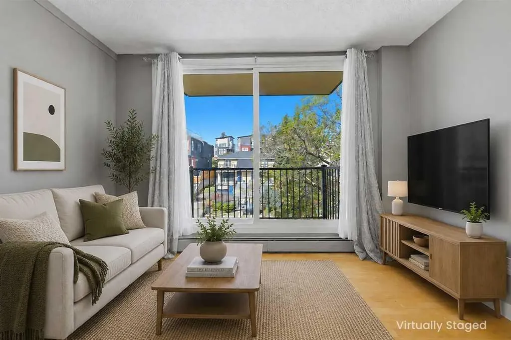 2220 16a Street SW Calgary AB T2T 4K2
