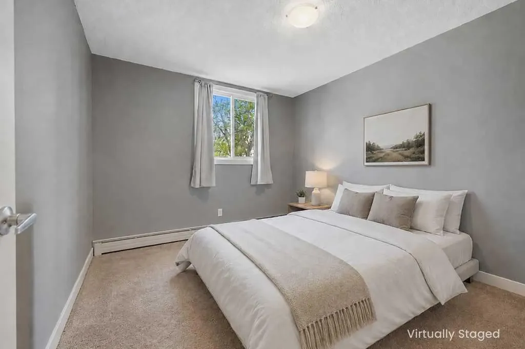 2220 16a Street SW Calgary AB T2T 4K2