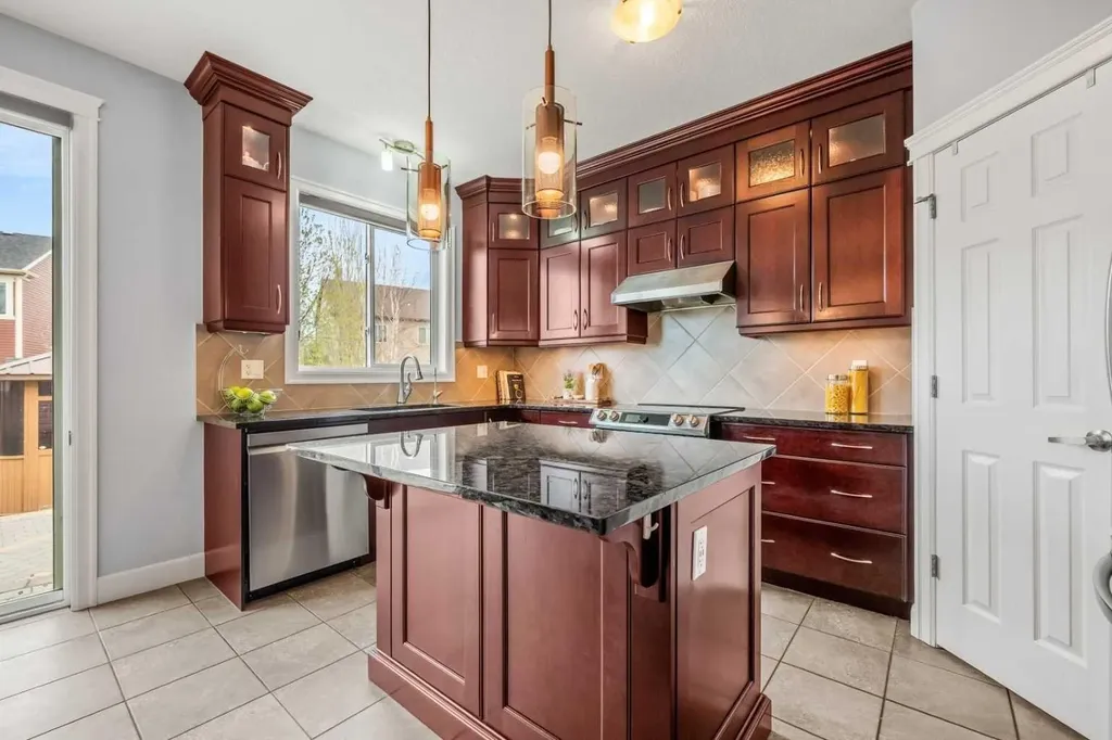 1320 Windstone Road SW Airdrie AB T4B 0N5