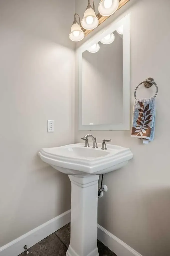 1320 Windstone Road SW Airdrie AB T4B 0N5