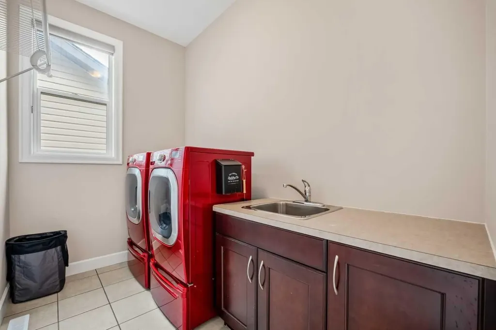 1320 Windstone Road SW Airdrie AB T4B 0N5