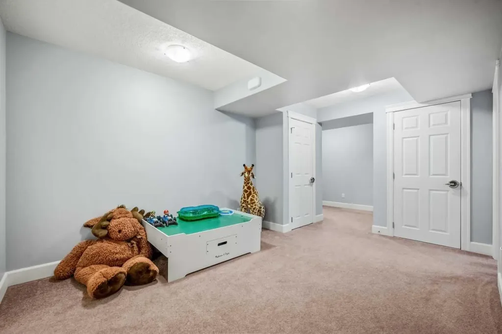 1320 Windstone Road SW Airdrie AB T4B 0N5