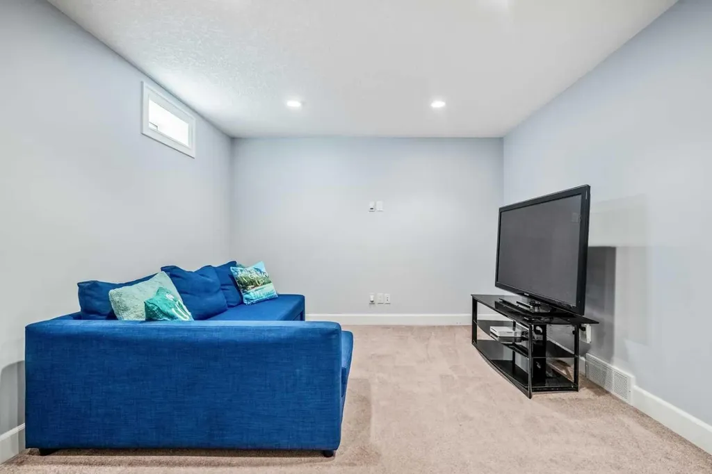 1320 Windstone Road SW Airdrie AB T4B 0N5