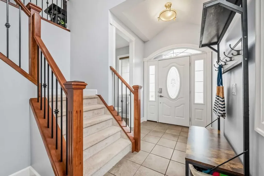 1320 Windstone Road SW Airdrie AB T4B 0N5