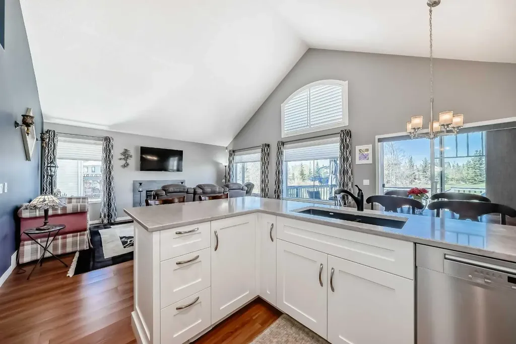 255 Copperfield Manor SE Calgary AB T2Z 4R8