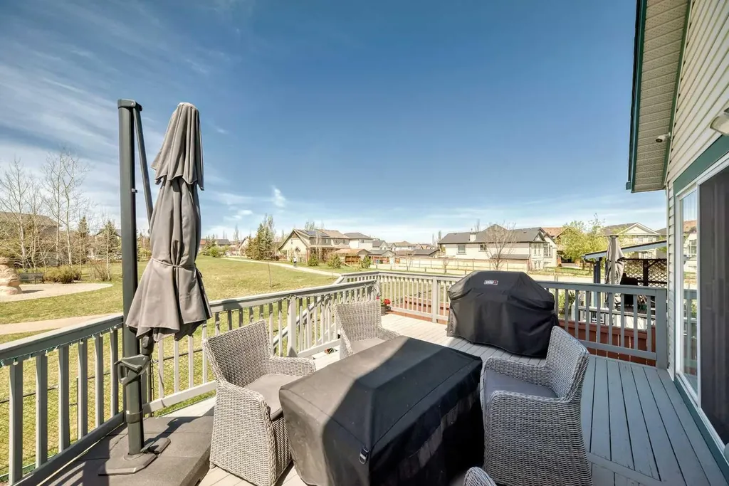 255 Copperfield Manor SE Calgary AB T2Z 4R8