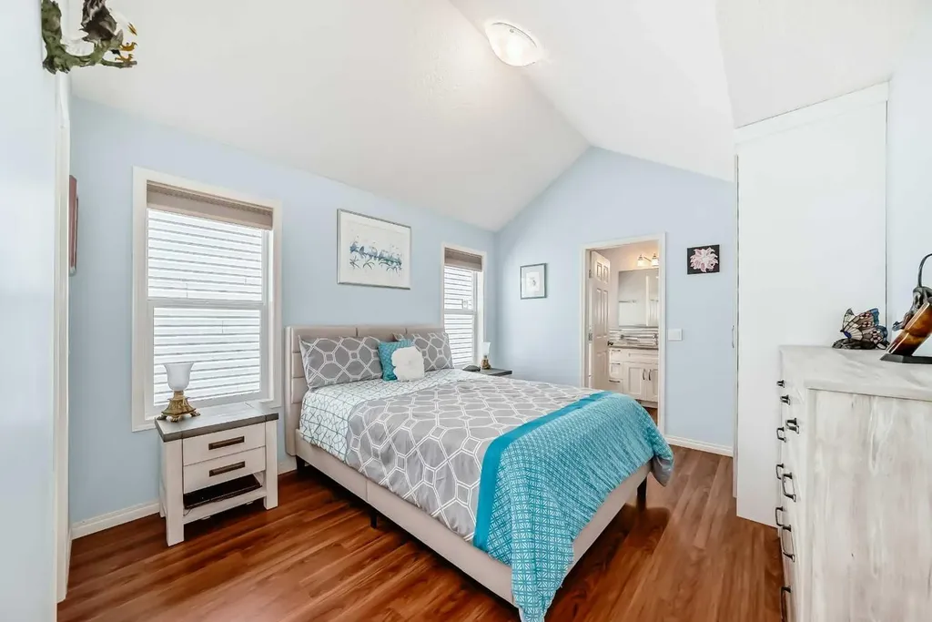 255 Copperfield Manor SE Calgary AB T2Z 4R8