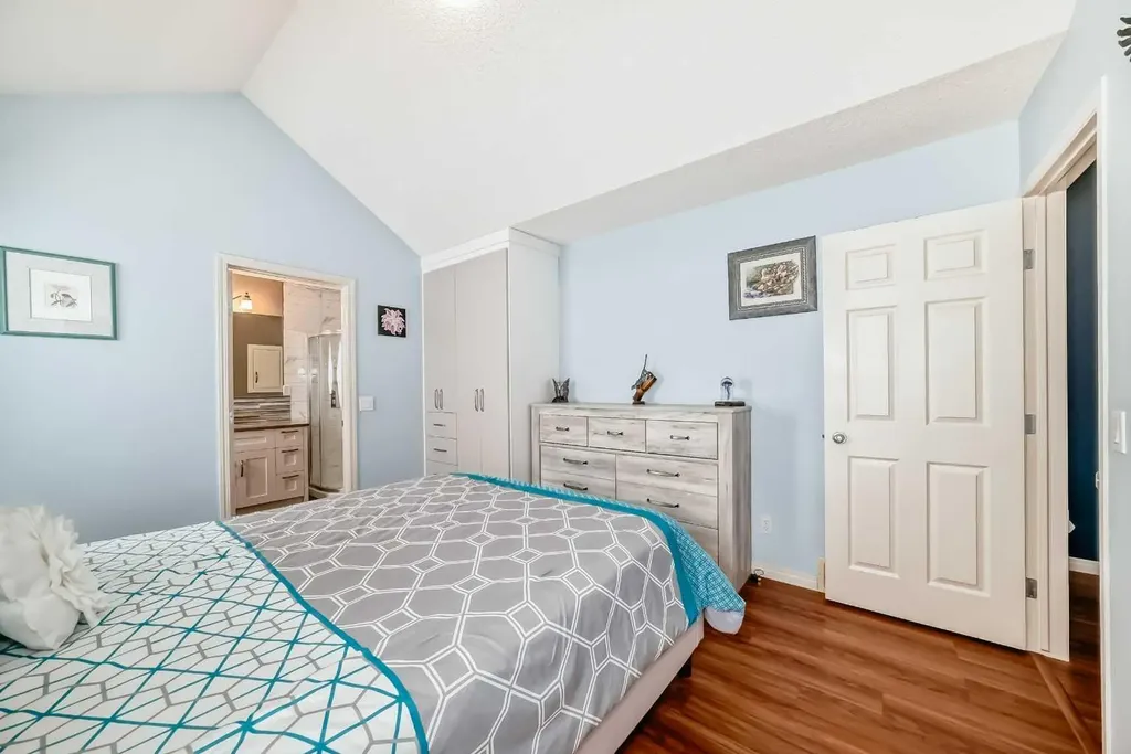 255 Copperfield Manor SE Calgary AB T2Z 4R8