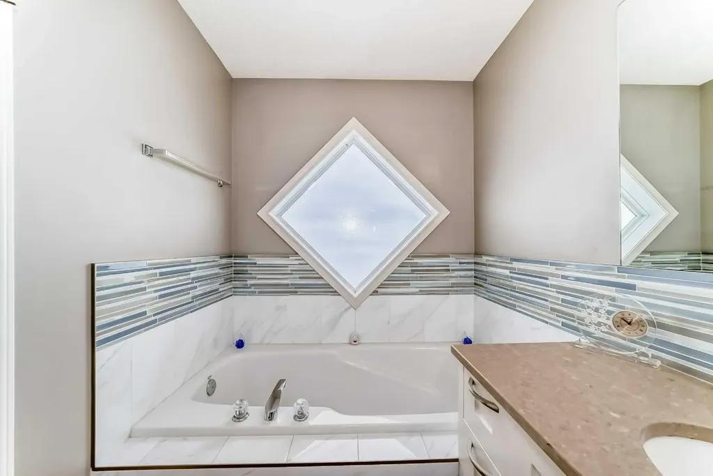255 Copperfield Manor SE Calgary AB T2Z 4R8