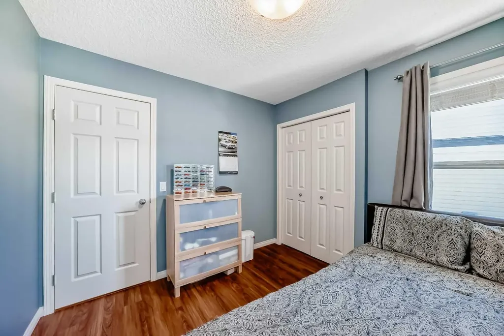 255 Copperfield Manor SE Calgary AB T2Z 4R8