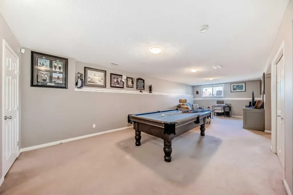 255 Copperfield Manor SE Calgary AB T2Z 4R8