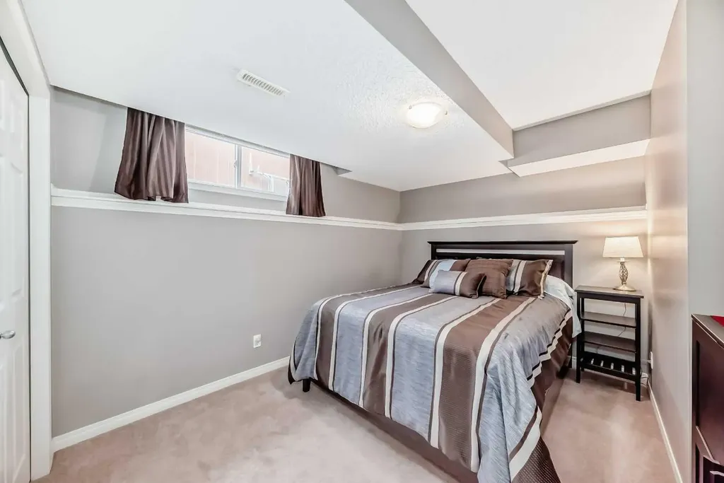 255 Copperfield Manor SE Calgary AB T2Z 4R8