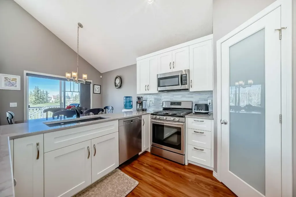 255 Copperfield Manor SE Calgary AB T2Z 4R8