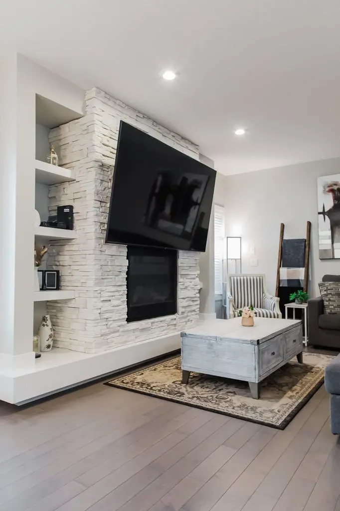 8877 85a Avenue Grande Prairie AB T8X 0R5