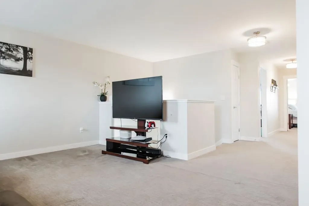 8877 85a Avenue Grande Prairie AB T8X 0R5