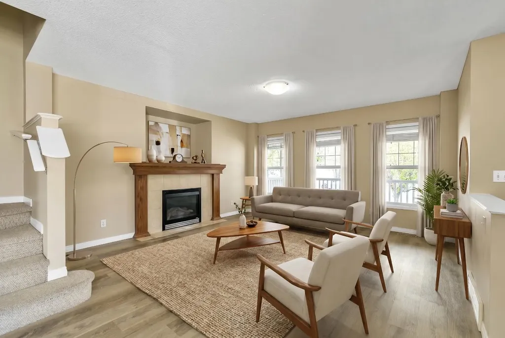 247 Evermeadow Avenue SW Calgary AB T2Y 4X2
