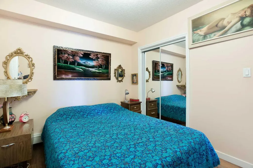 2515 14a Street SW Calgary AB T2T 3X6