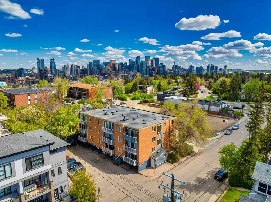 2515 14a Street SW Calgary AB T2T 3X6