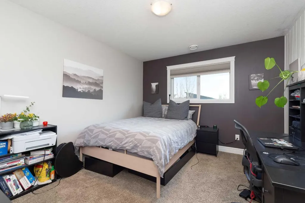 899 Mt Sundance Manor W Lethbridge AB T1J 1X7