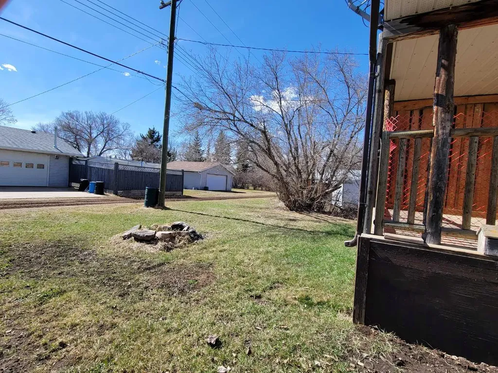 112 3 Avenue E Alliance AB T0B0A0