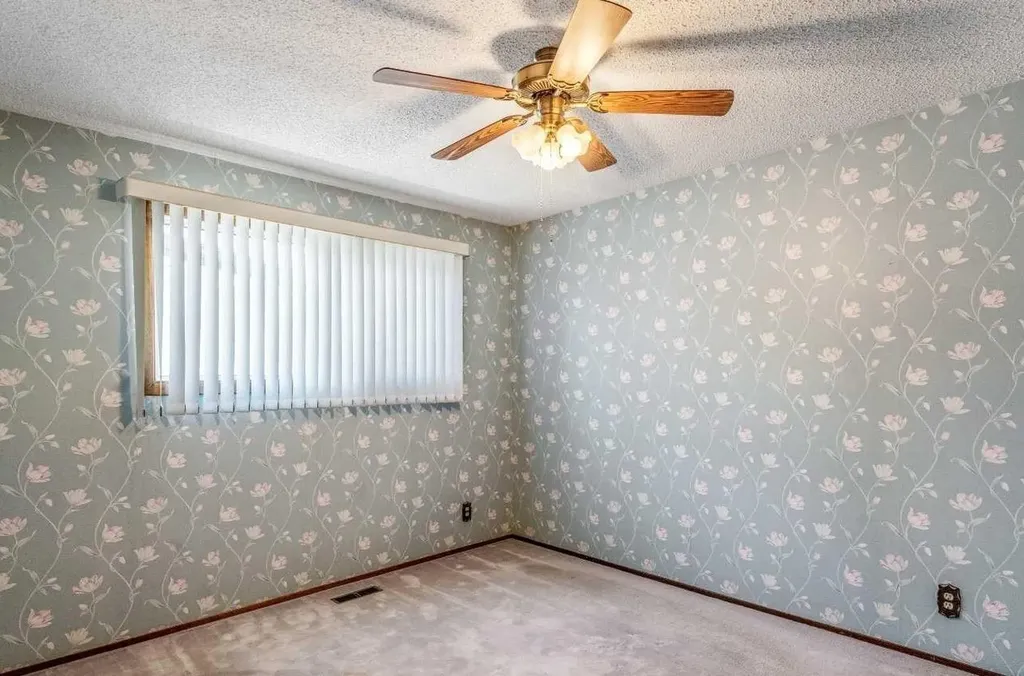 47 Ryerson Road W Lethbridge AB T1K 4N7