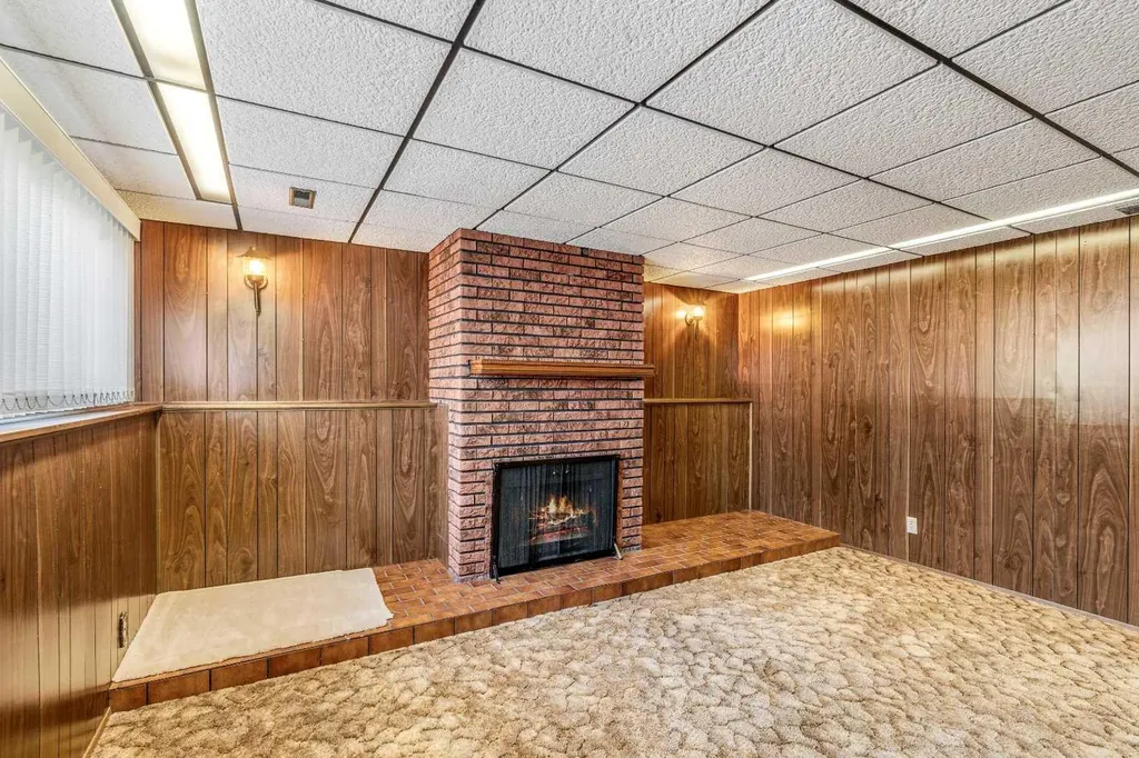 47 Ryerson Road W Lethbridge AB T1K 4N7
