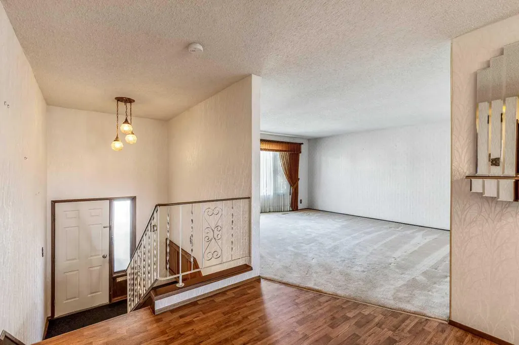 47 Ryerson Road W Lethbridge AB T1K 4N7