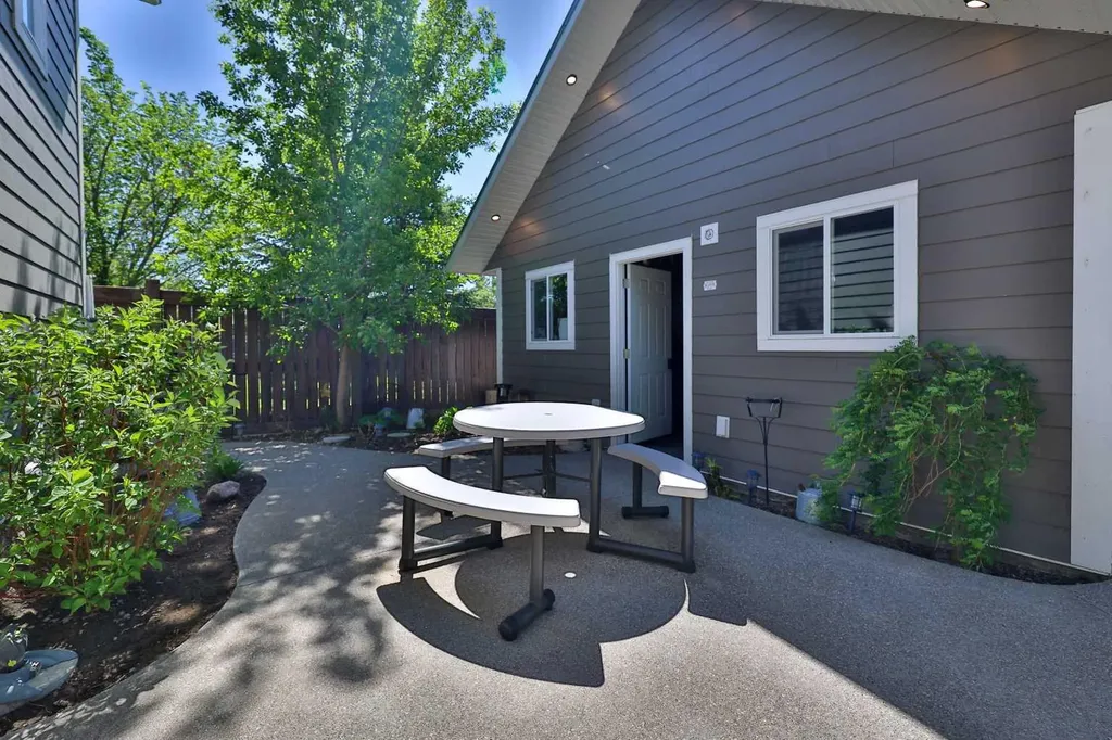 739 Northridge Avenue Picture Butte AB T0K 1V0