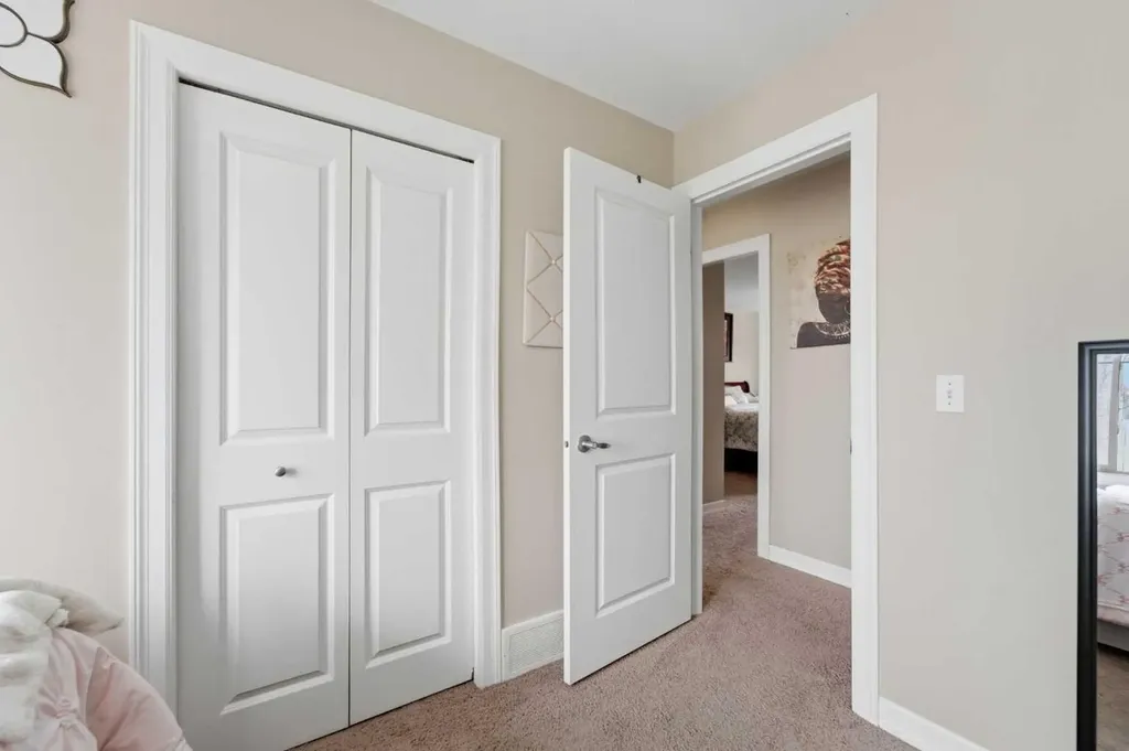 121 Copperpond Common N Calgary AB T2Z 5B6
