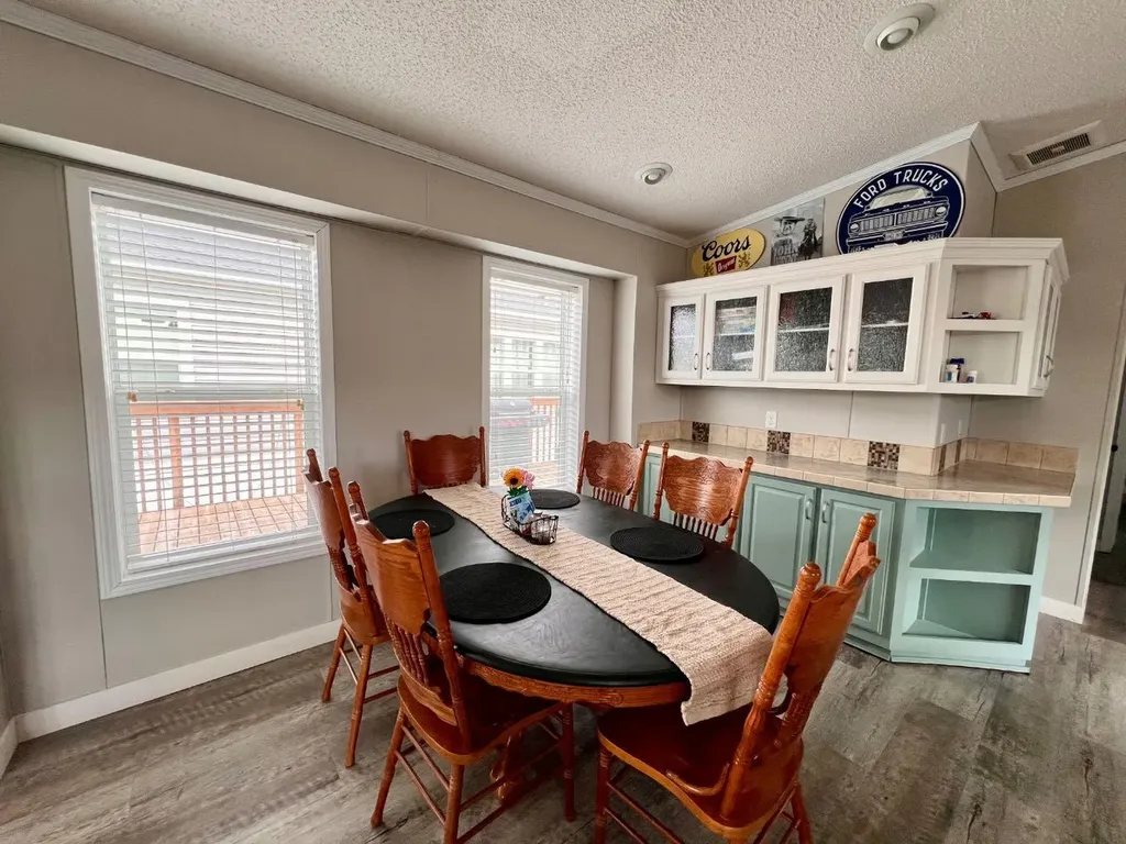 10615 88 Street Grande Prairie AB T8X 1P5