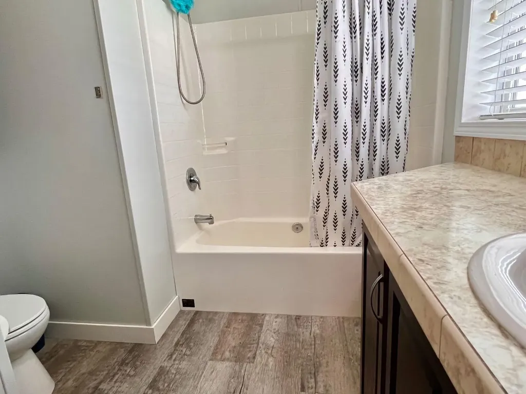 10615 88 Street Grande Prairie AB T8X 1P5
