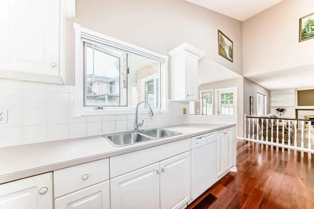 1405 Shawnee Road SW Calgary AB T2Y 2T1