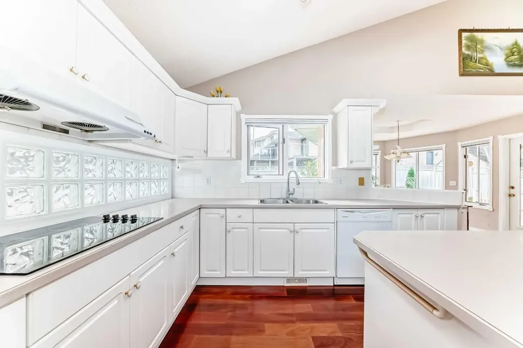 1405 Shawnee Road SW Calgary AB T2Y 2T1