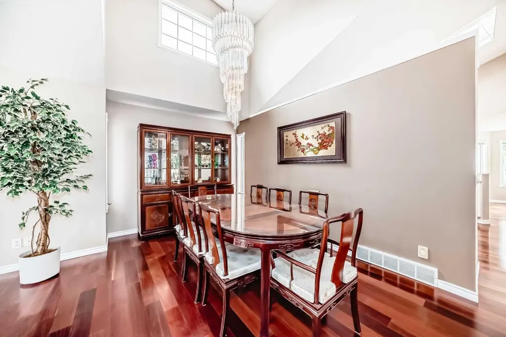1405 Shawnee Road SW Calgary AB T2Y 2T1