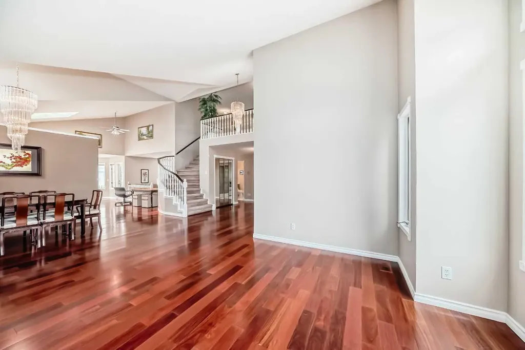1405 Shawnee Road SW Calgary AB T2Y 2T1