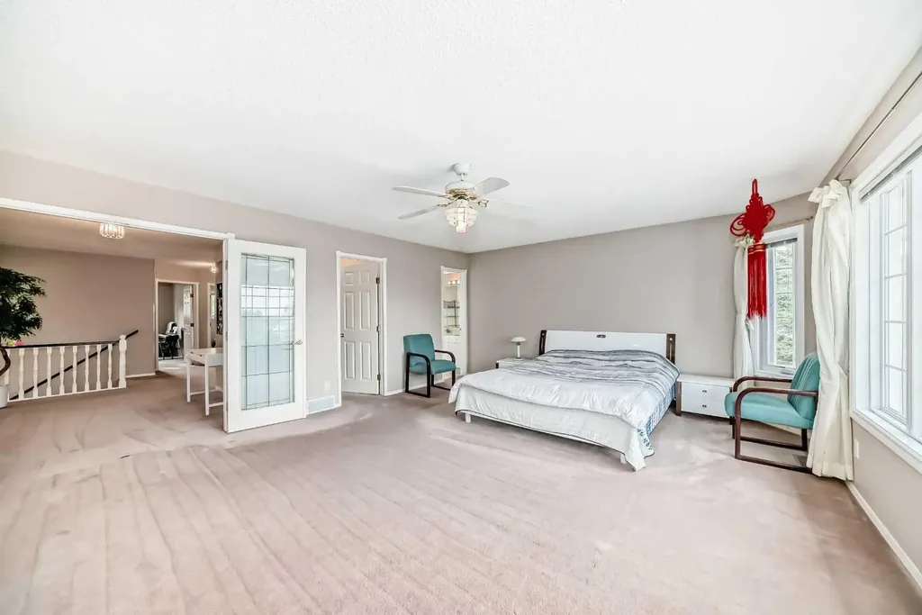 1405 Shawnee Road SW Calgary AB T2Y 2T1